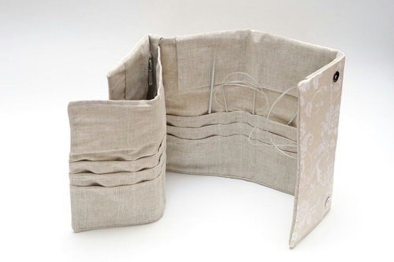 Stort pinneetui med rever